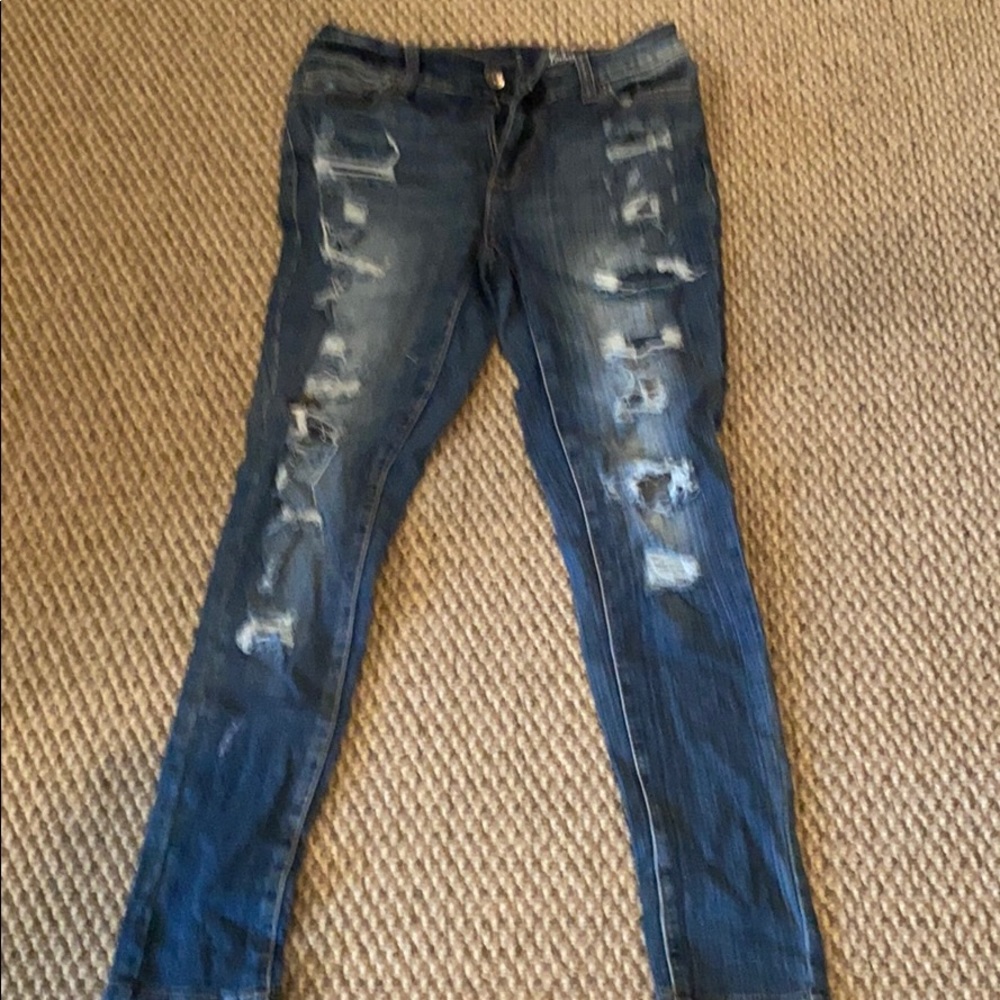 Destroyed faded glory jeans size 6
